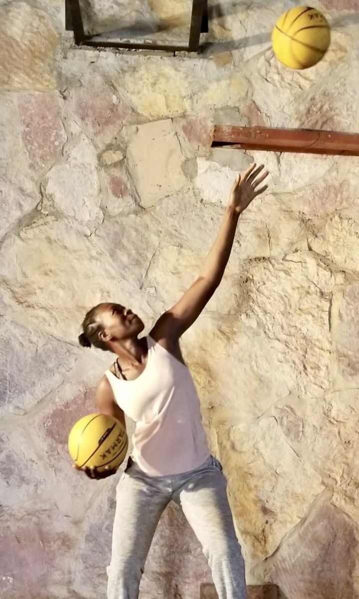 Basketteuses de Bamako - La Batoude, centre des arts du cirque et de la rue